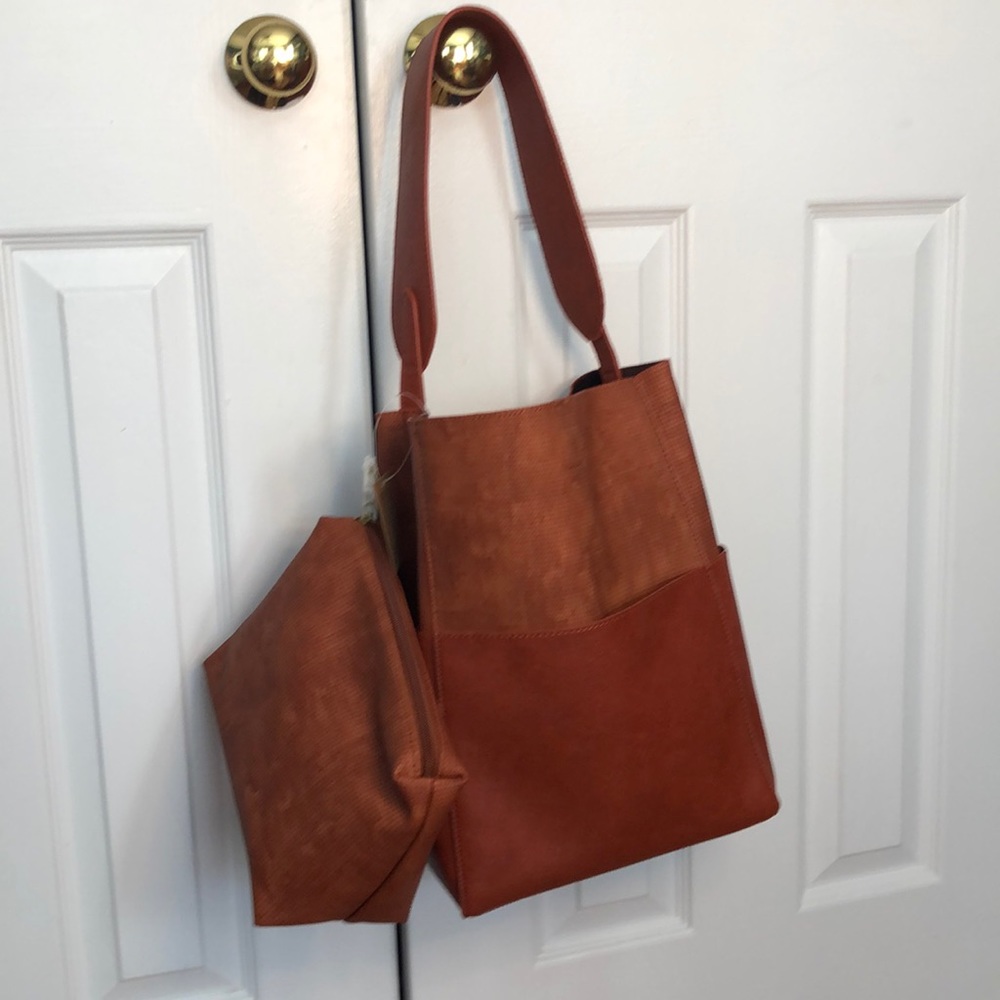 NWT brown leather purse with zip pouch